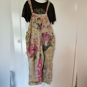 SOLD Magnolia Pearl overalls